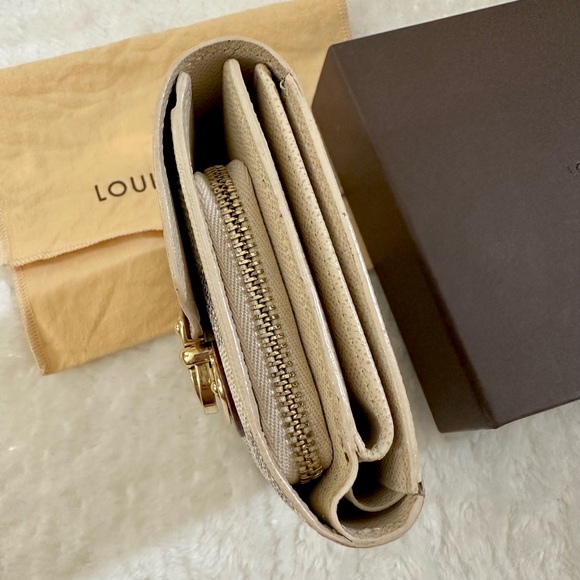 SOLD Louis Vuitton damier azur wallet full set - Picture 4 of 13